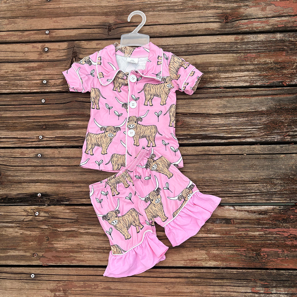 Heifer pink short sleeve top ruffle shorts set