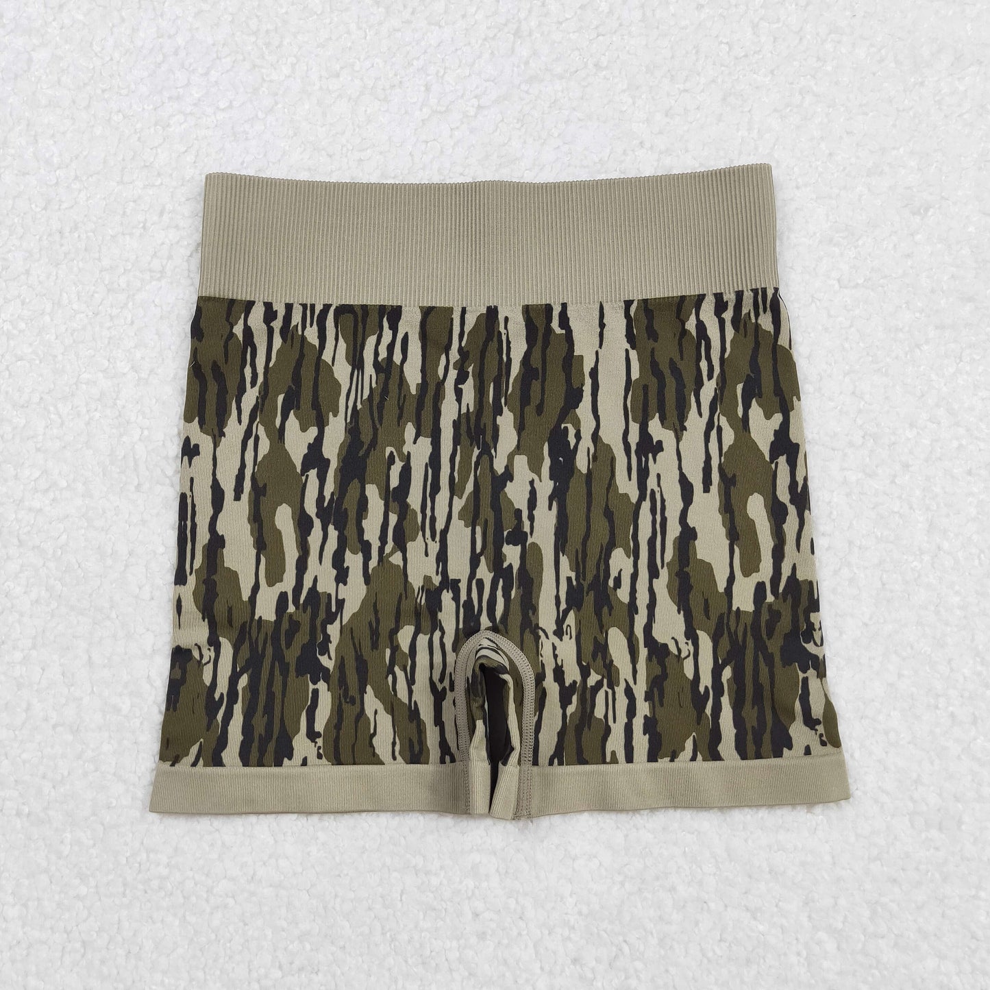 SS0642 Adult Women Olive Camo Thick Fabric Shorts Bottom