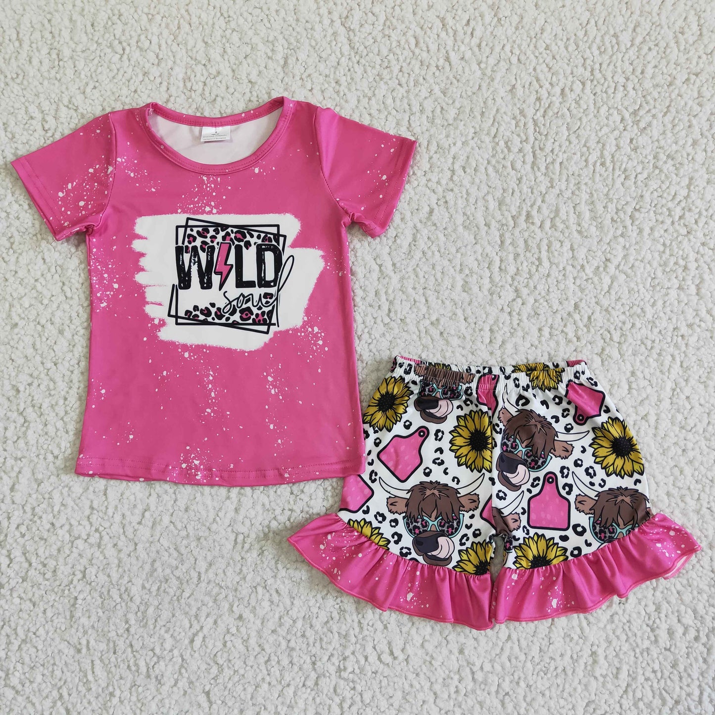 Wild pink short sleeve top  sunflower pink ruffle shorts set